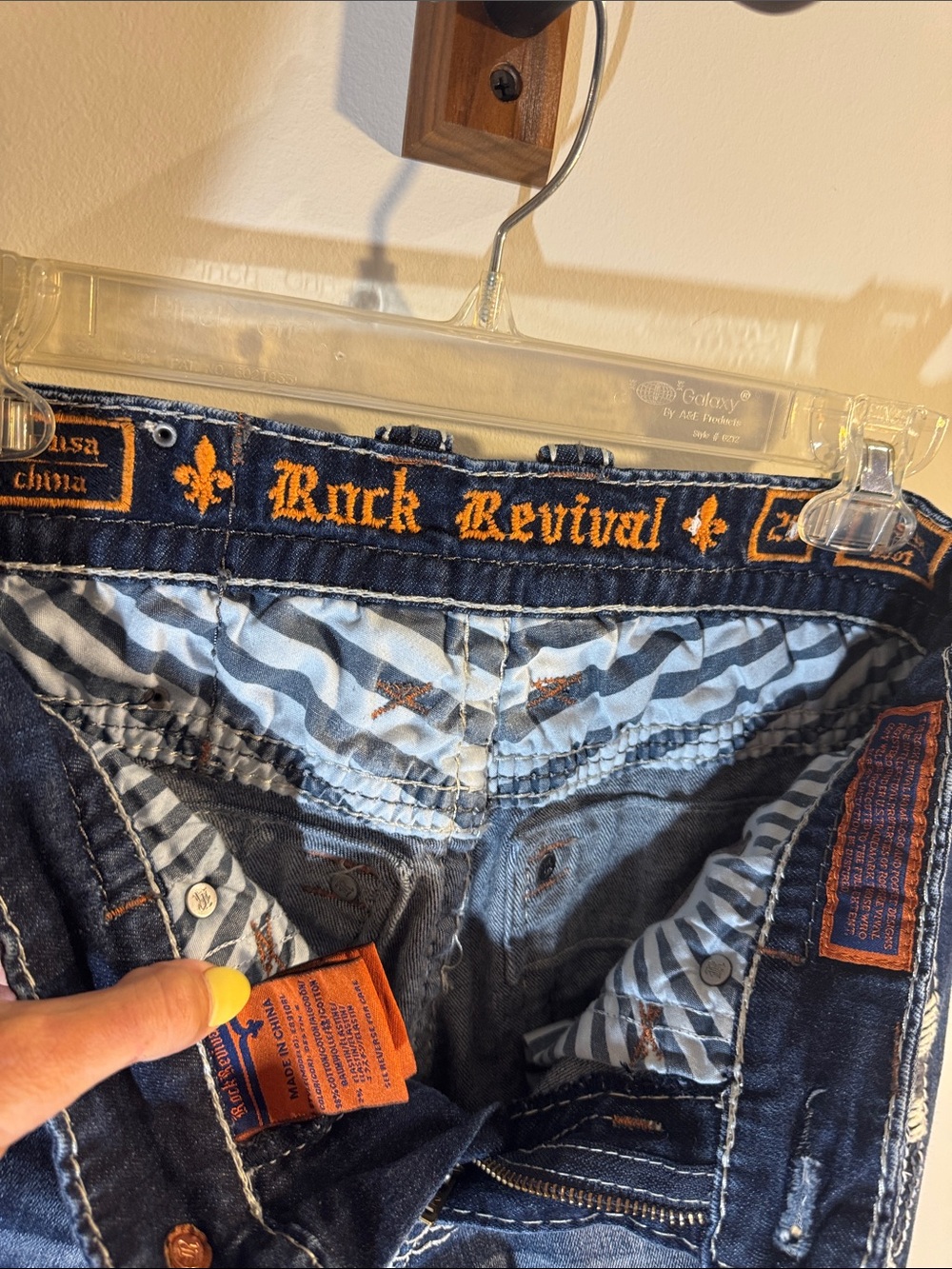Rock Revival Men’s Dark Blue Embroidered Bootcut Jeans - Picture 4 of 7